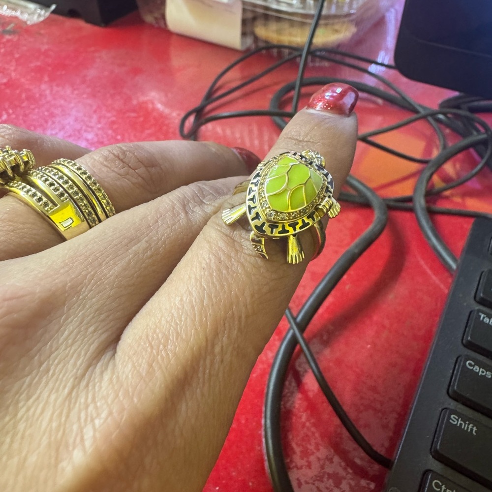 Gold and Green Turtle Ring
